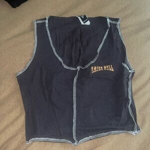 Windsor size medium raising hell cropped tank